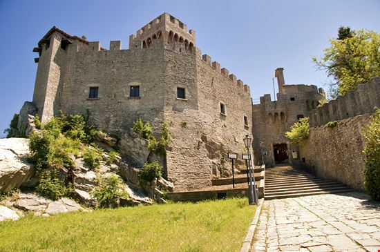 San_Marino_28115100-min.jpeg San_Marino_28115100-min.jpeg  