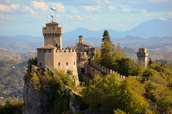 San_Marino_Rocca_174072547-min.jpeg San_Marino_Rocca_174072547-min.jpeg  