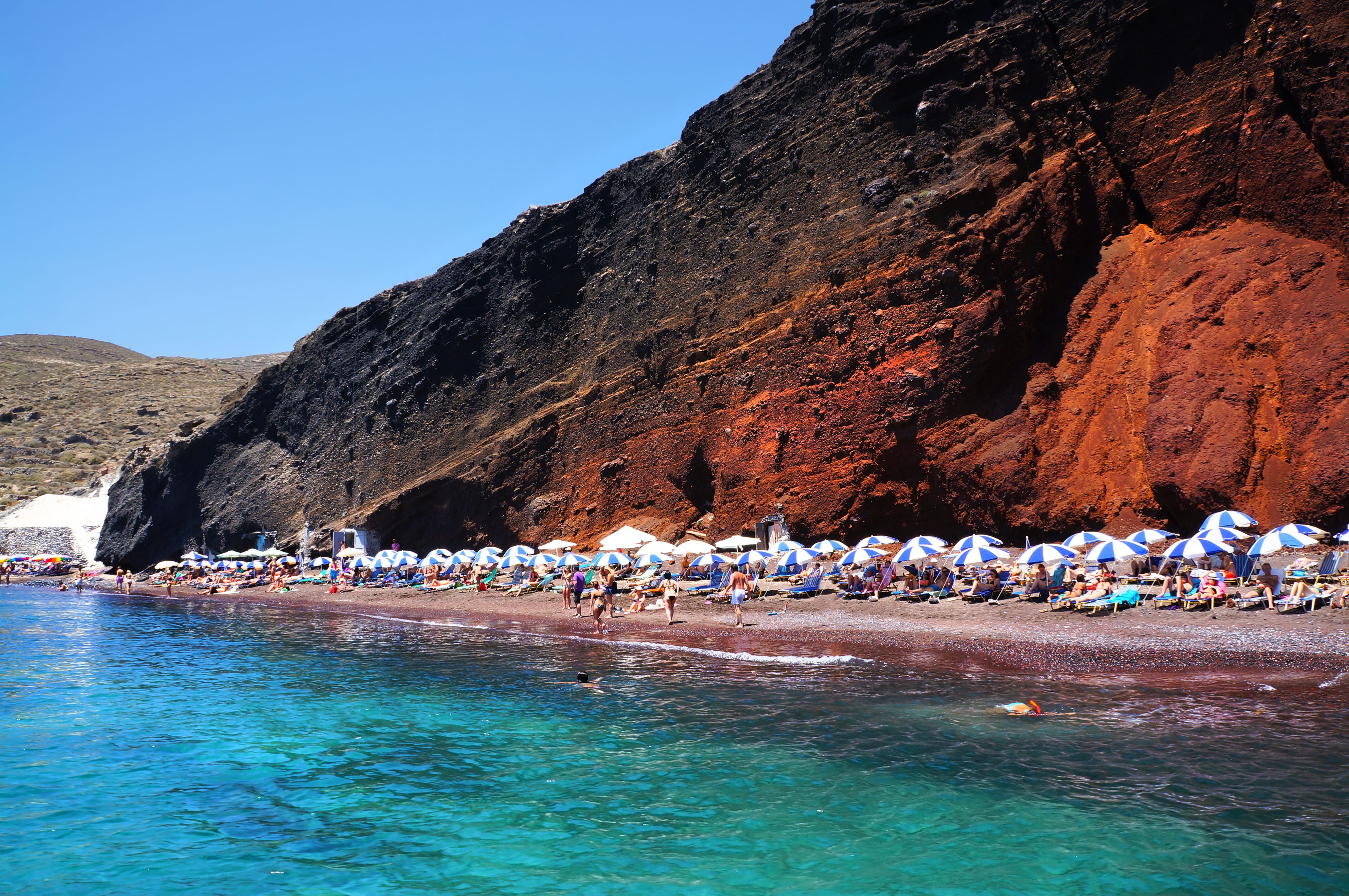 Santorini_54750426-min.jpeg