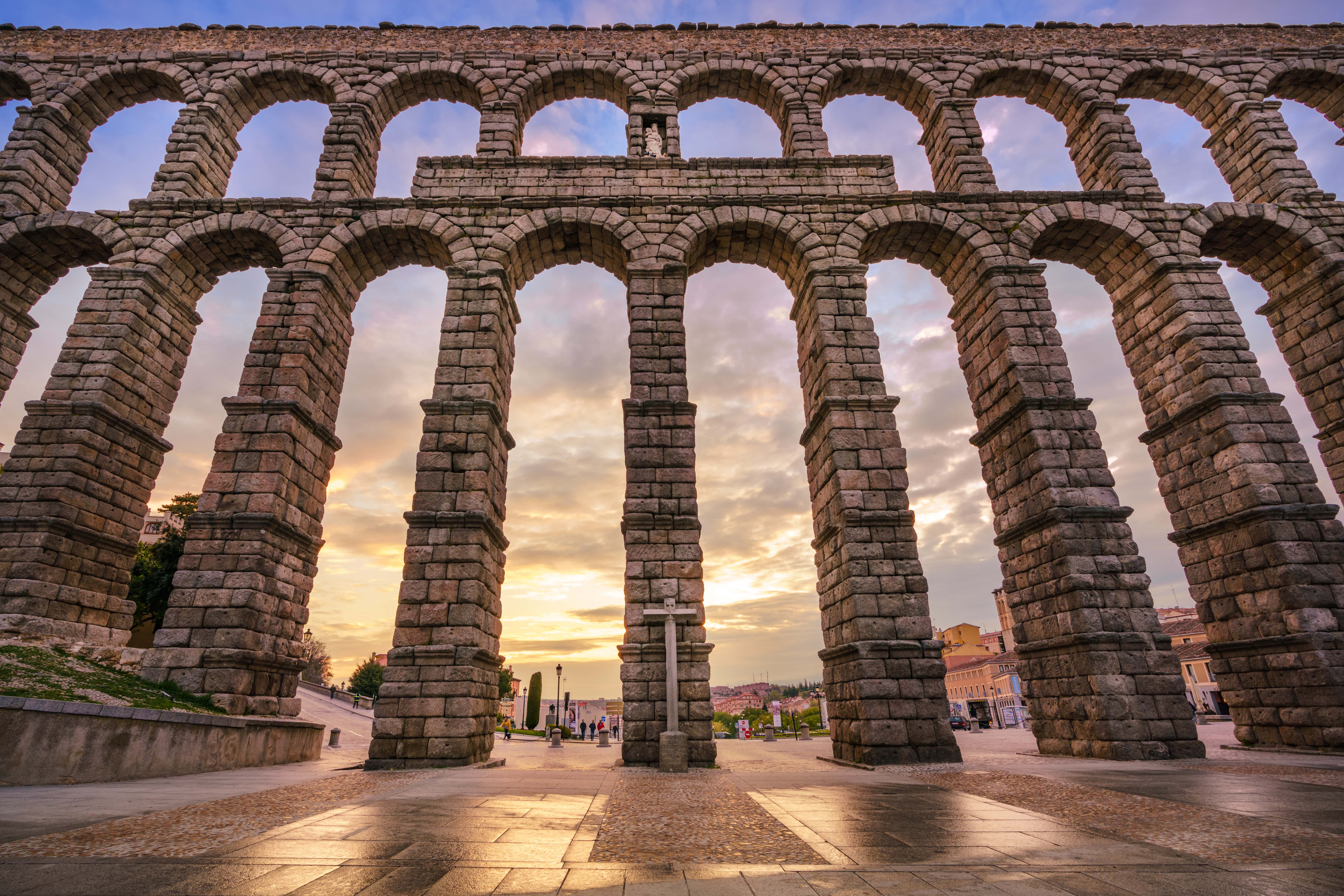 Segovia_203986401-min.jpeg