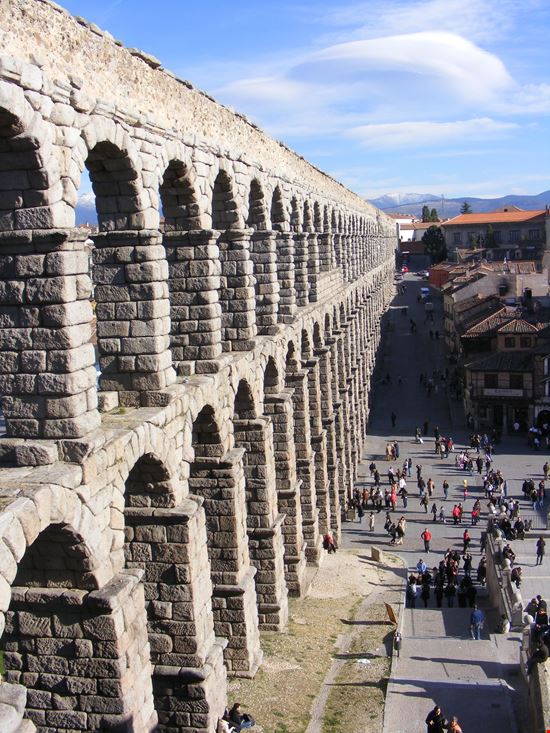Segovia_7023550-min.jpeg Segovia_7023550-min.jpeg  