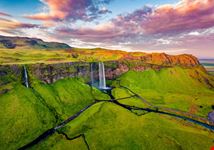 Seljalandsfoss_322150208-min.jpeg