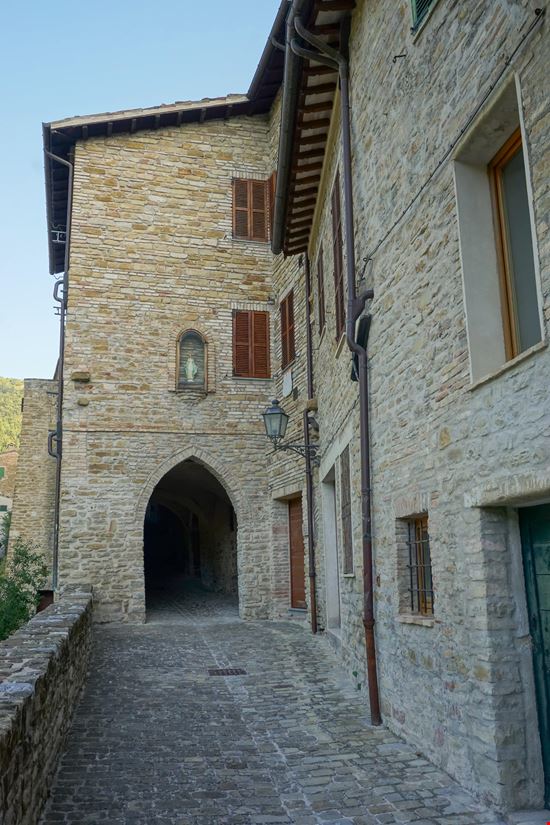 Serra_San_Quirico_181889991-min.jpeg Serra_San_Quirico_181889991-min.jpeg  