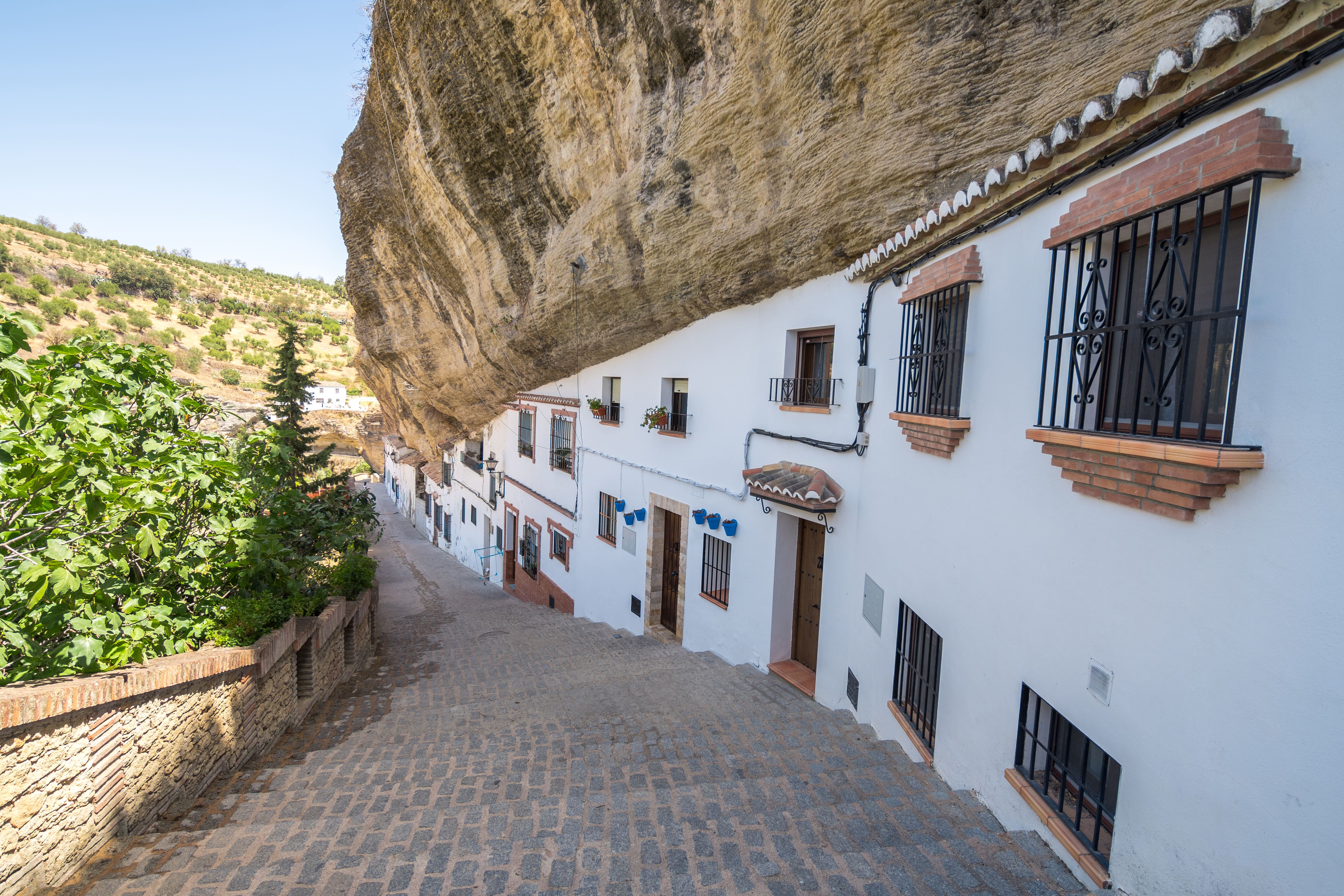 Setenil_413766829-min.jpeg