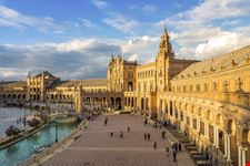 Siviglia_179860030-min.jpeg