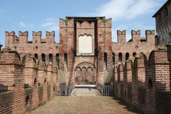 Soncino_224548781-min.jpeg Soncino_224548781-min.jpeg  