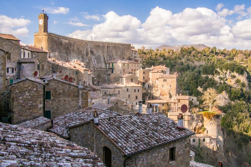 Sorano_borgo