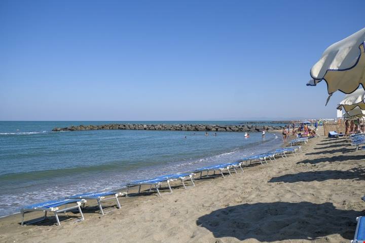 La top 10 delle spiagge nudiste in Italia