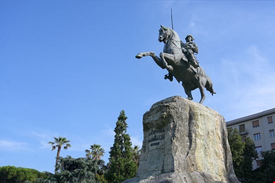 stauta_Garibaldi_La_Spezia stauta_Garibaldi_La_Spezia  