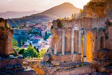 Taormina_128327622-min.jpeg