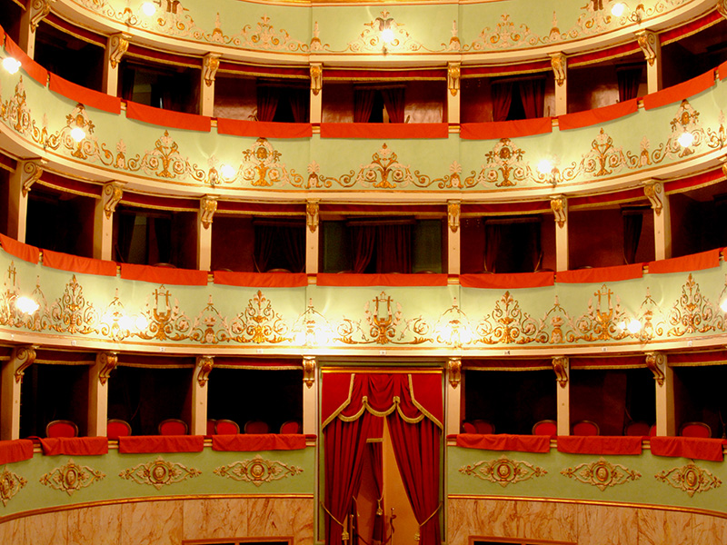 Teatro Serpente Aureo