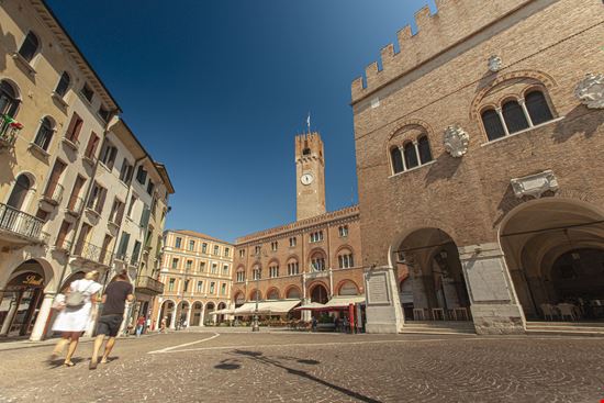 Treviso_371392626-min.jpeg Treviso_371392626-min.jpeg  