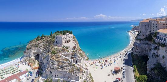 Tropea_182841857-min.jpeg Tropea_182841857-min.jpeg  