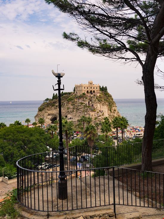 Tropea_238082683-min.jpeg Tropea_238082683-min.jpeg  