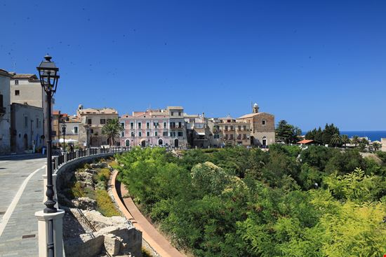 Vasto_41321449-min.jpeg Vasto_41321449-min.jpeg  