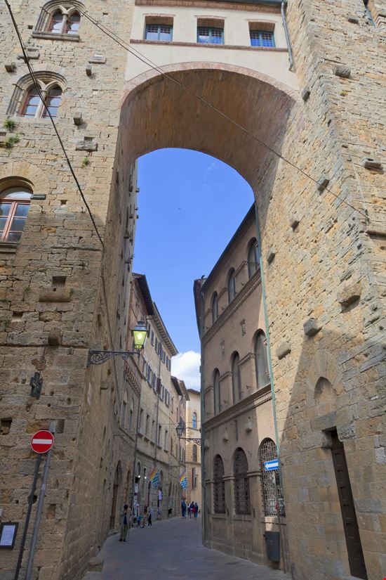 Volterra_168207085-min.jpeg Volterra_168207085-min.jpeg  