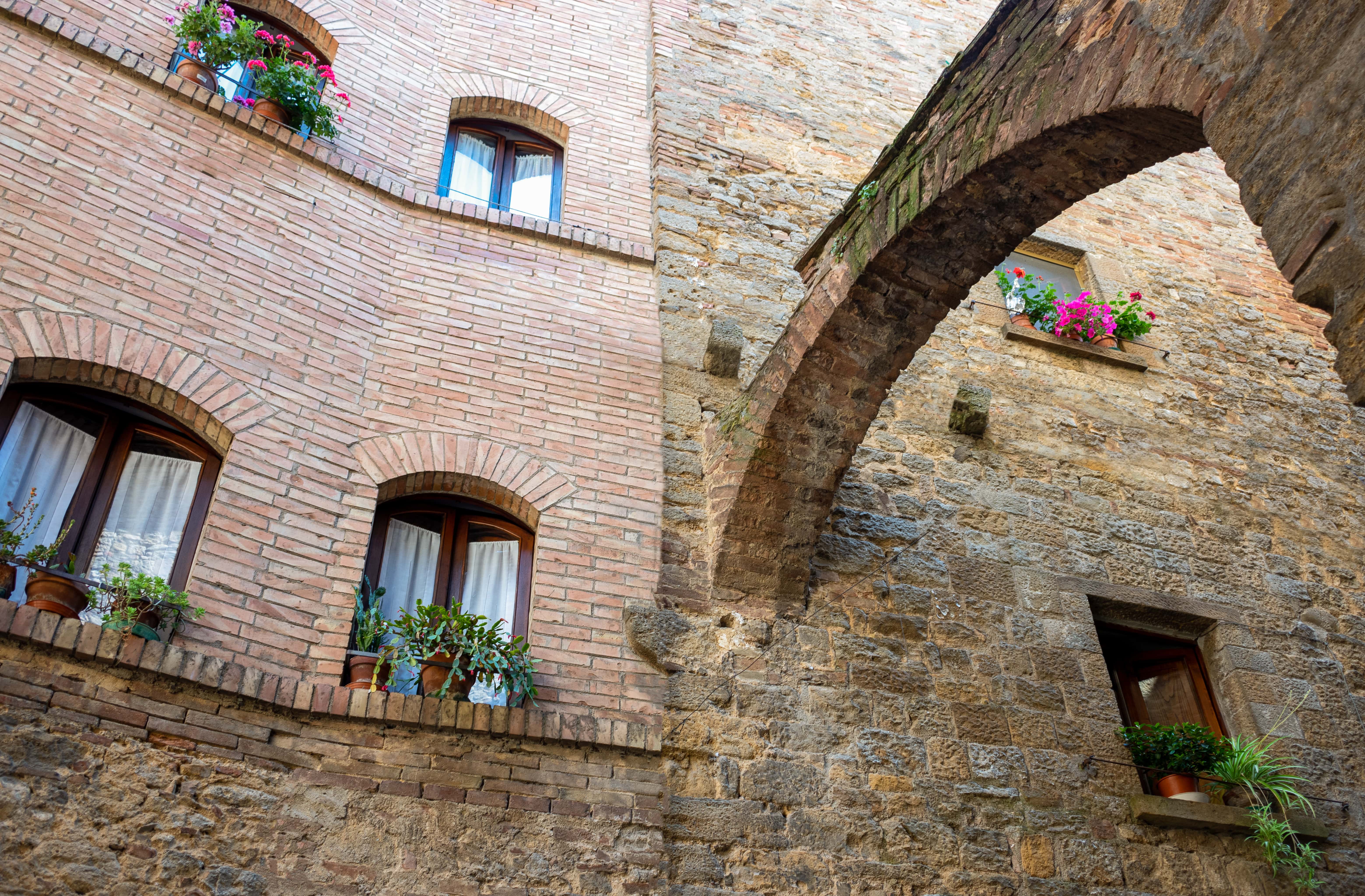 Volterra_393117629-min.jpeg