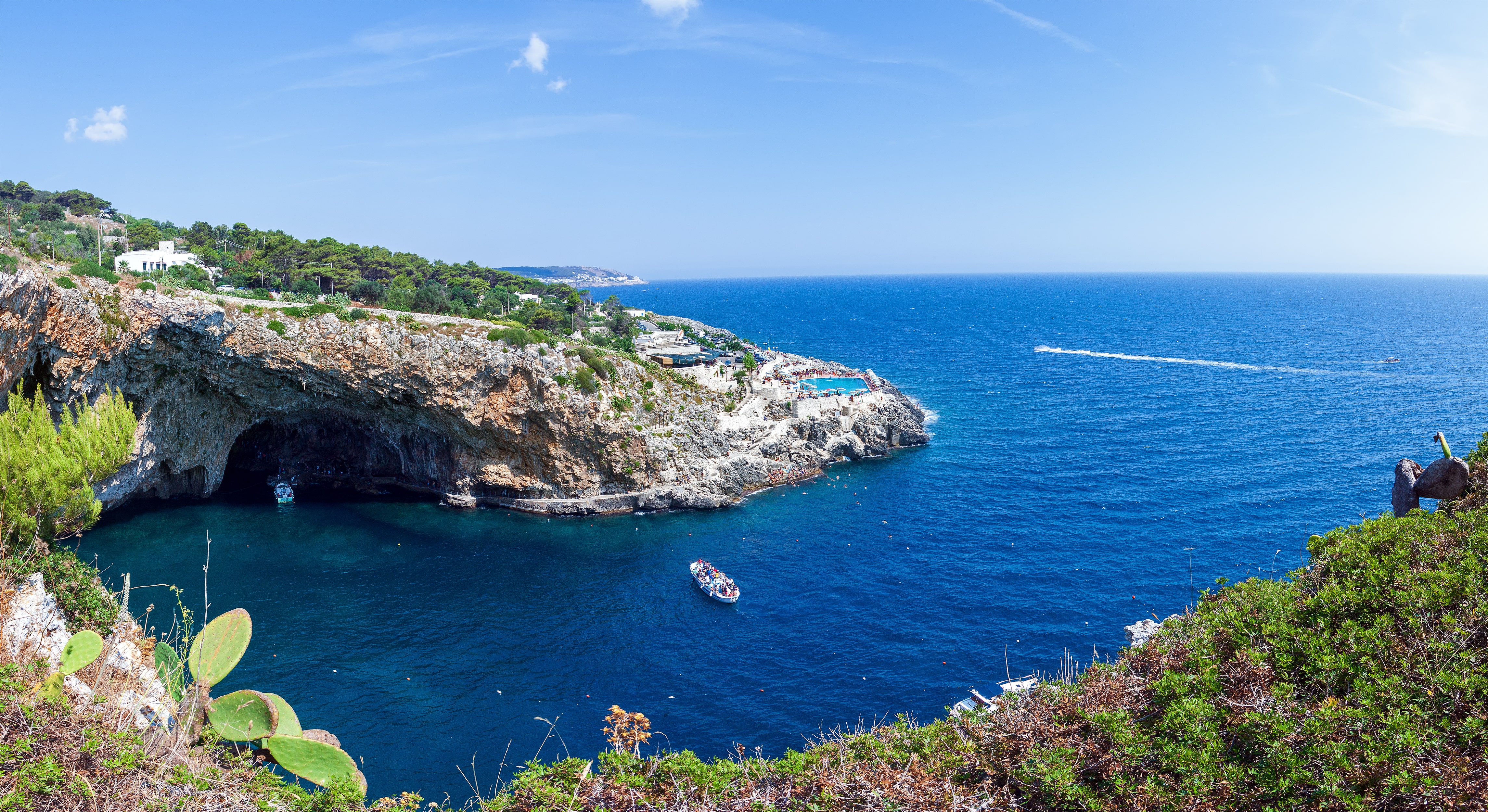 La Zinzulusa è la Grotta degli Stracci che puoi vedere per mezz'ora e senza superare i 150 metri