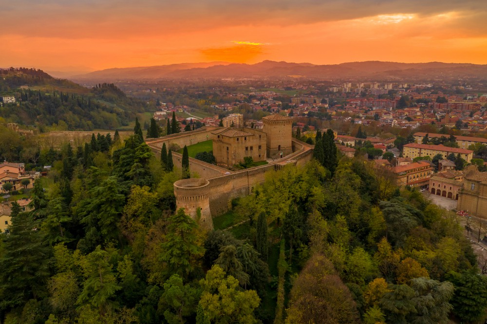 Cesena di sera