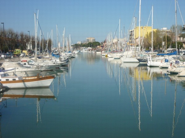 1508_3.jpg