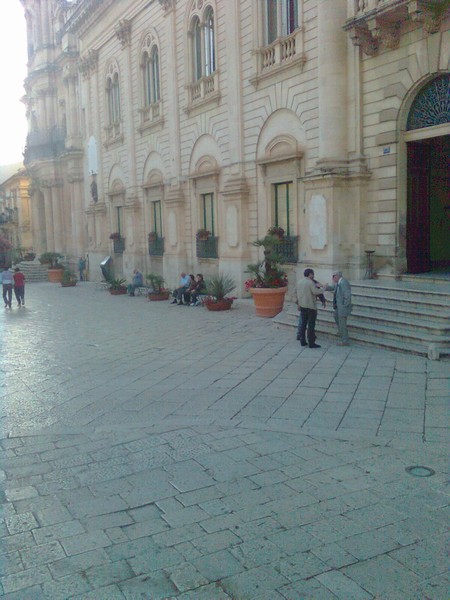 1579_2.jpg