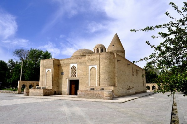 1588_17.jpg