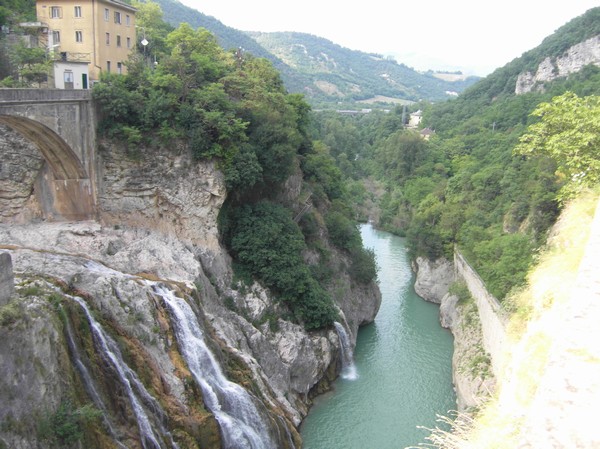 1605_4.jpg