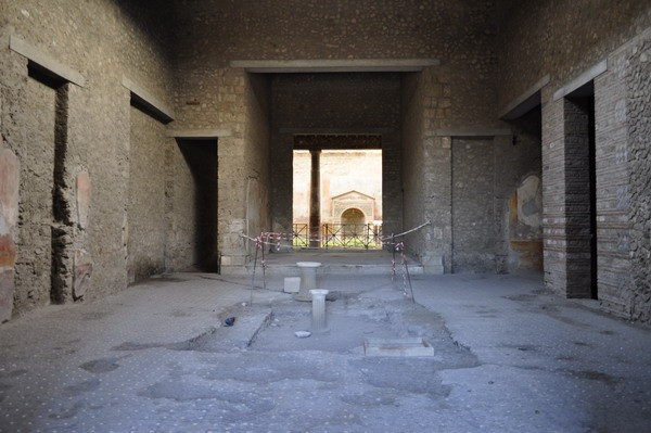 1643_2.jpg