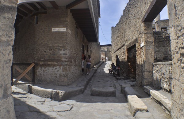 1651_22.jpg