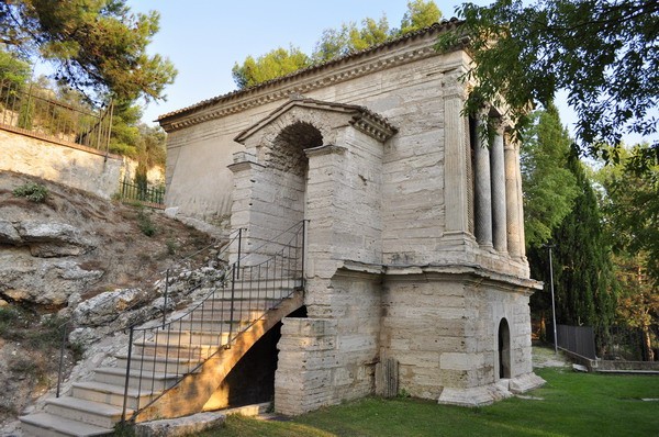 1751_29.jpg