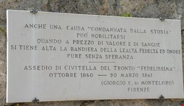 1808_2.jpg 1808_2.jpg