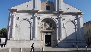1810_1.jpg 1810_1.jpg
