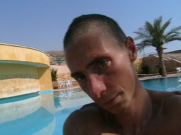 2142_12.jpg