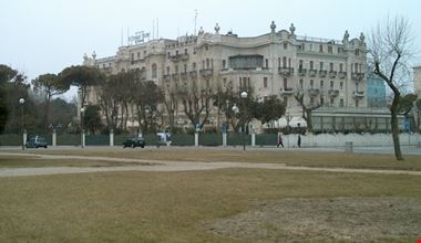 467_8.jpg 467_8.jpg