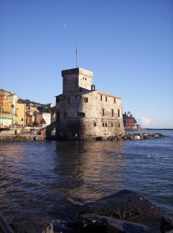 775_4.jpg