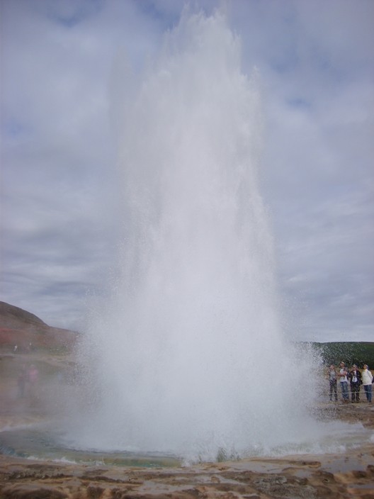 982_4.jpg