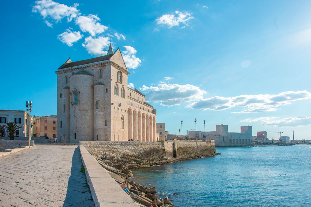 come_arrivare_e_muoversi_a_trani